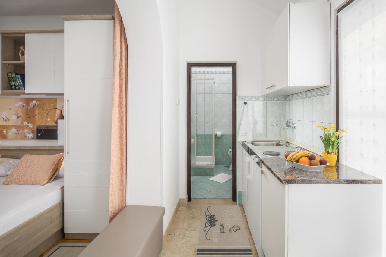 Apartments Villa Katana Porec Ngoại thất bức ảnh