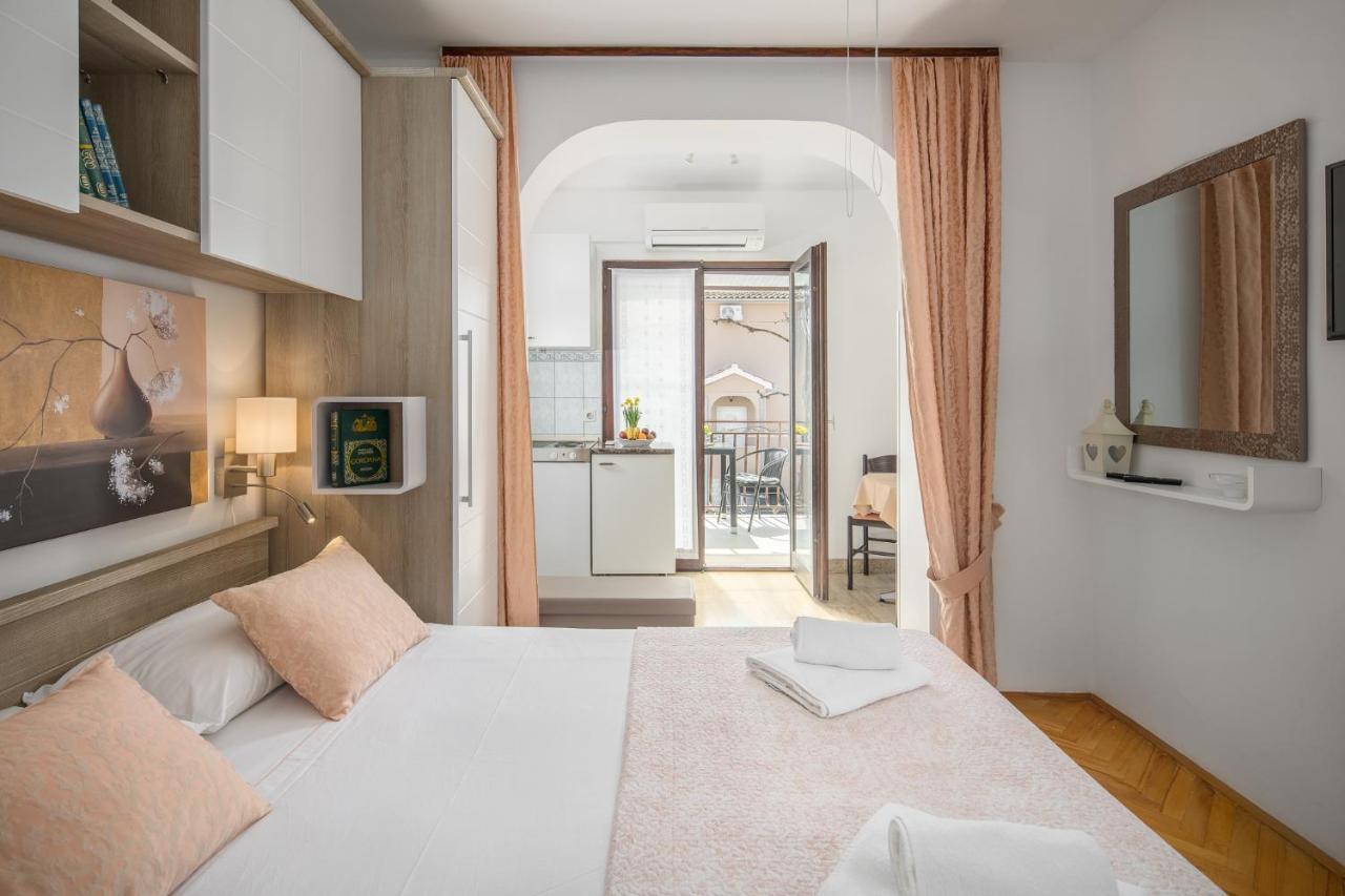 Apartments Villa Katana Porec Ngoại thất bức ảnh